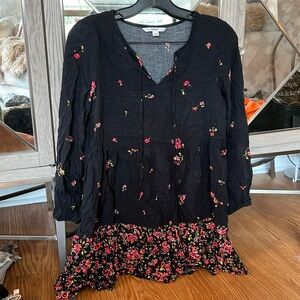 ONLY Black Floral tunic top (Size S)